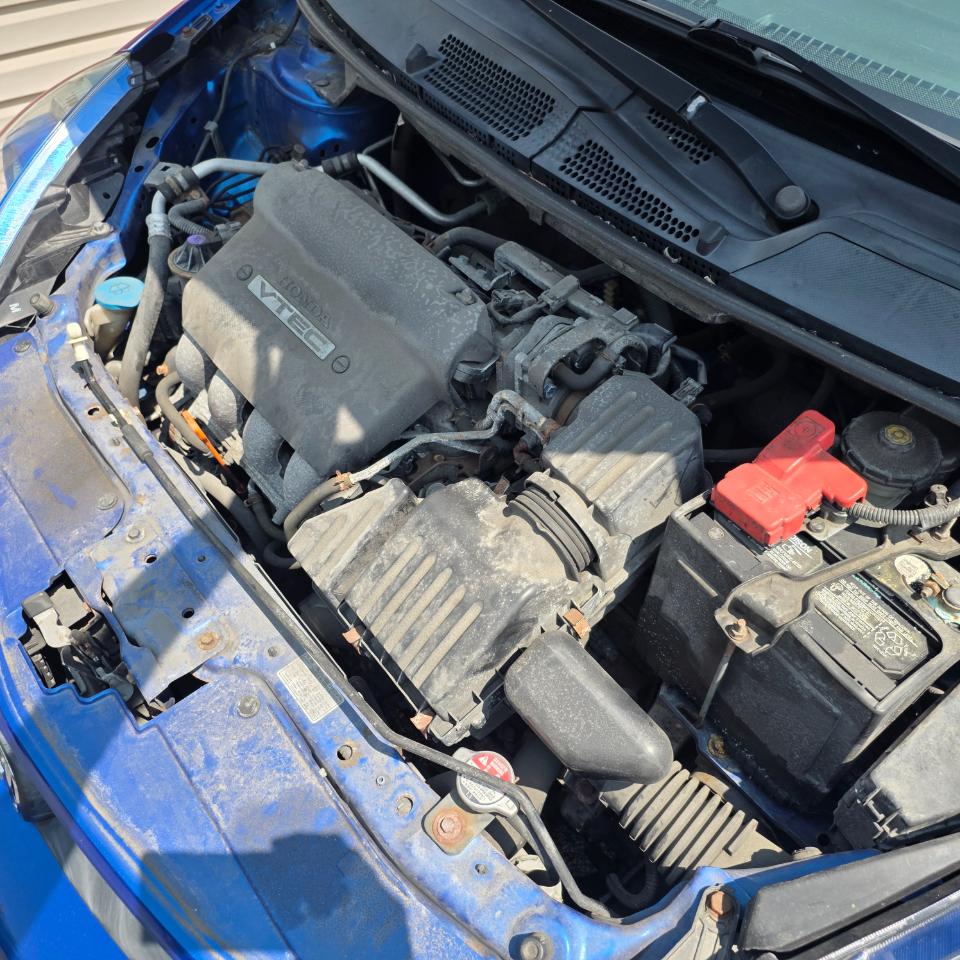 Honda Fit 5-Speed AT 2008