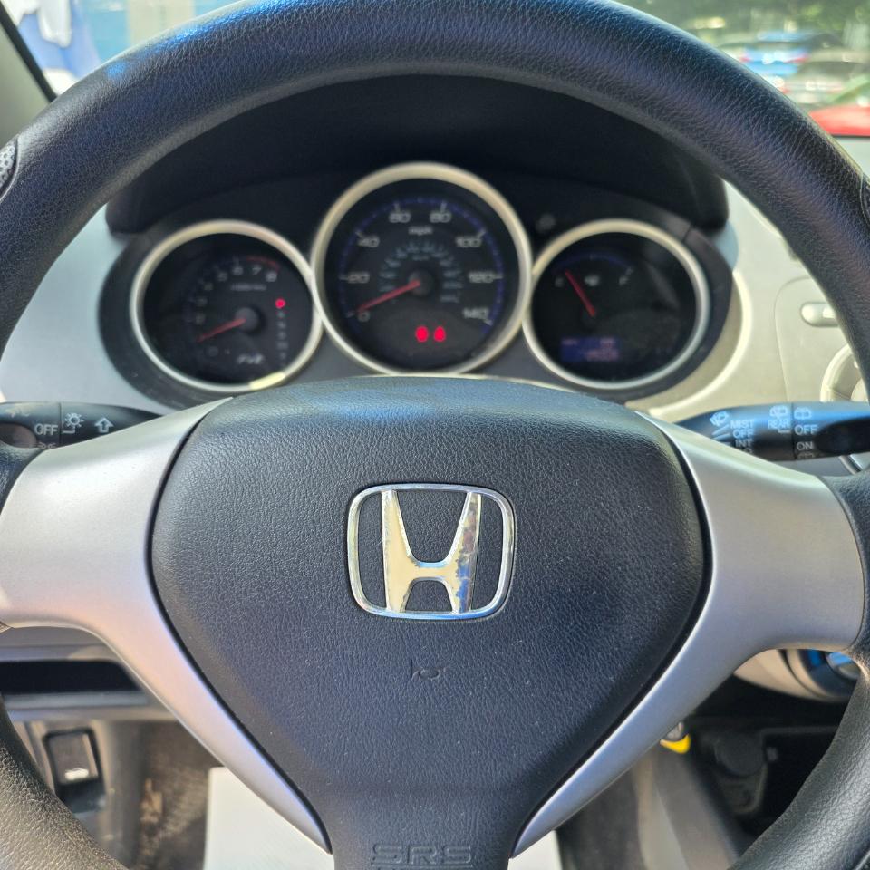 Honda Fit 5-Speed AT 2008