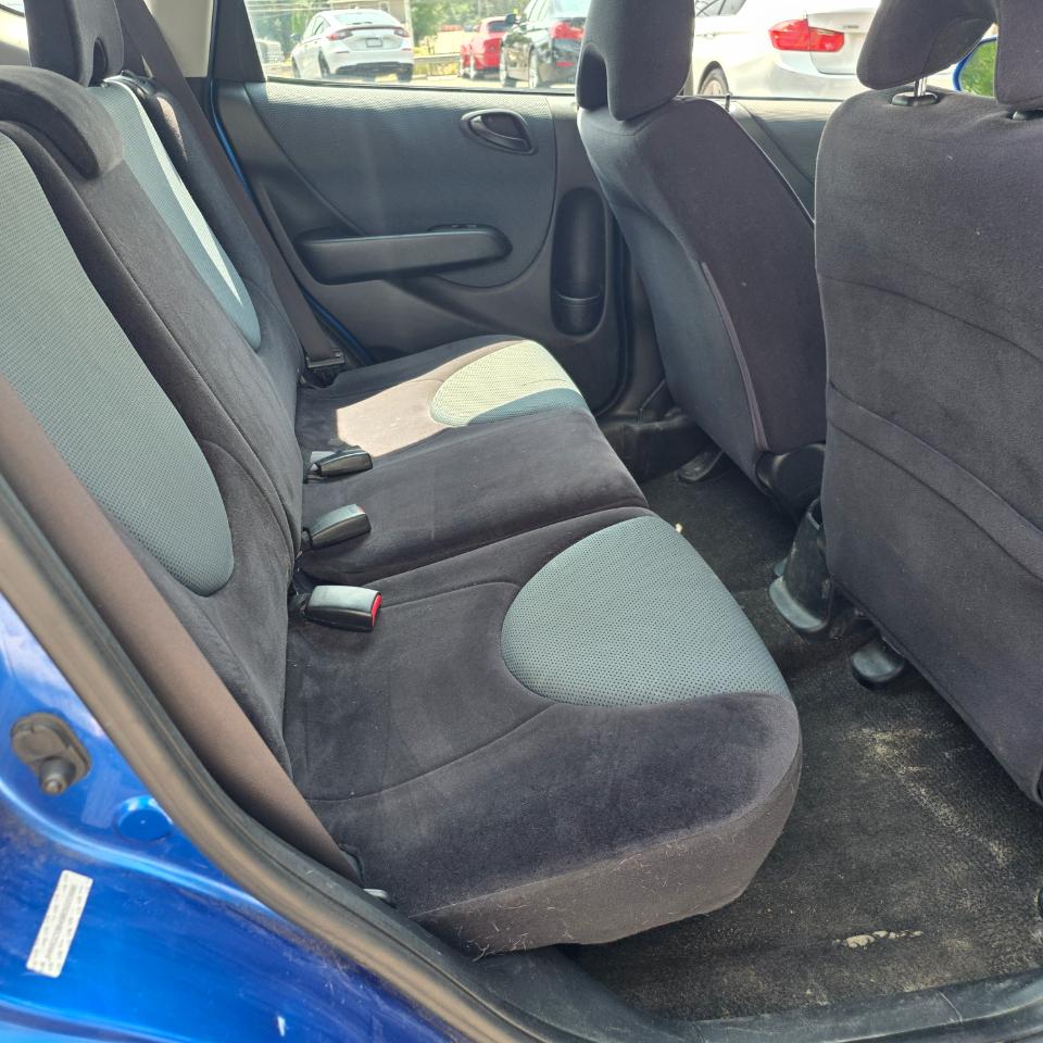 Honda Fit 5-Speed AT 2008