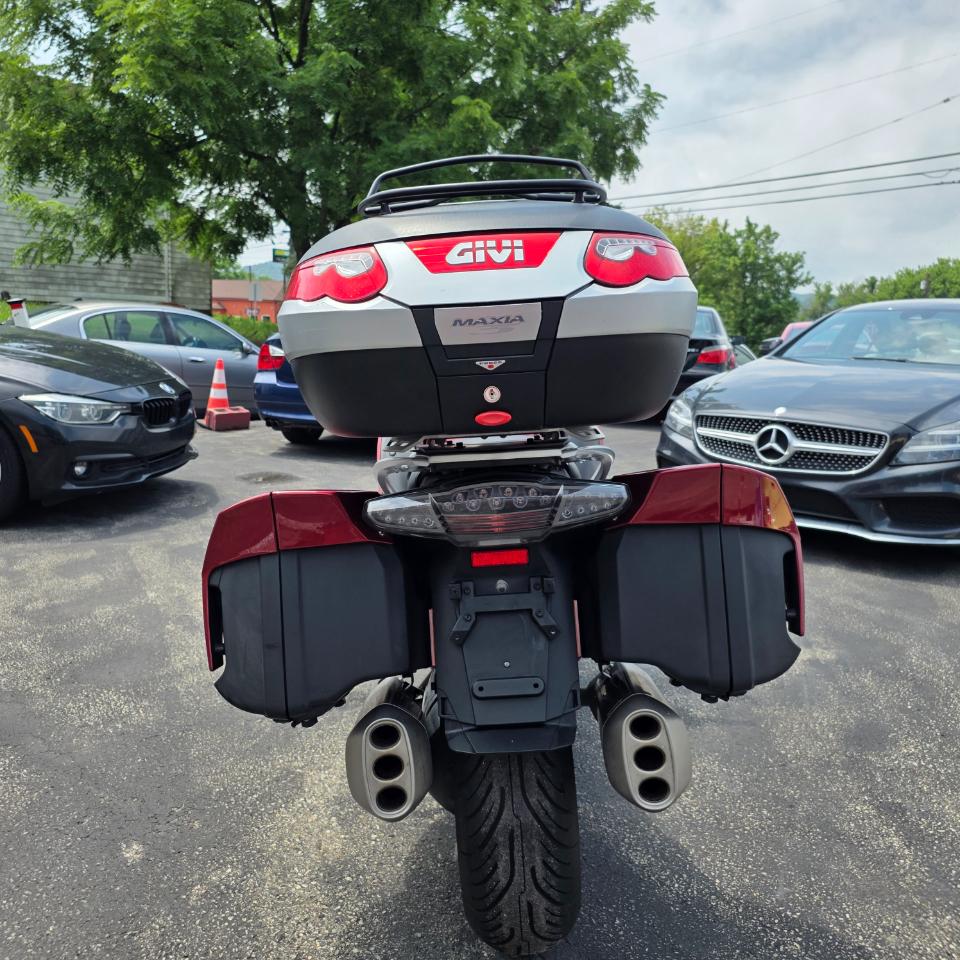 BMW K1600 GT  2012