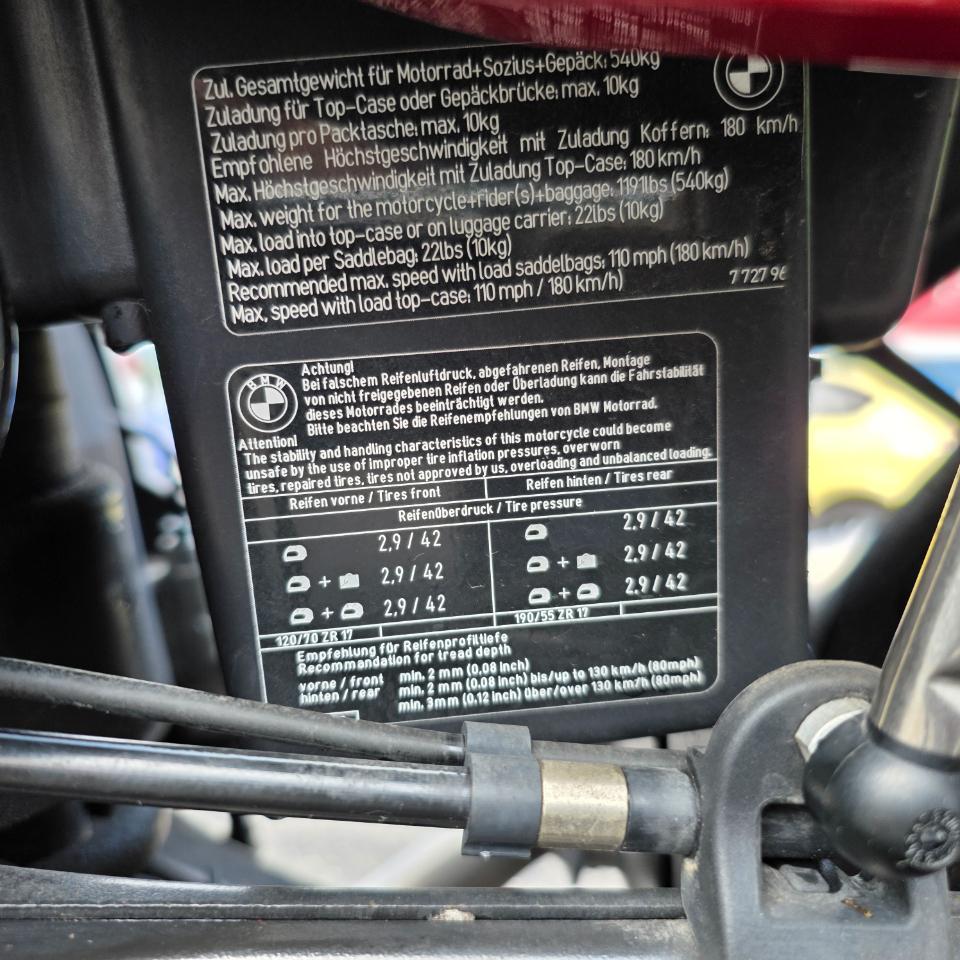 BMW K1600 GT  2012