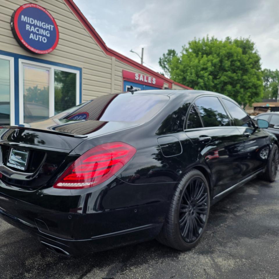 Mercedes-Benz S550  2015