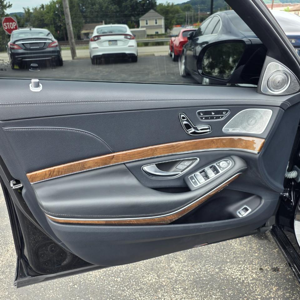 Mercedes-Benz S550  2015