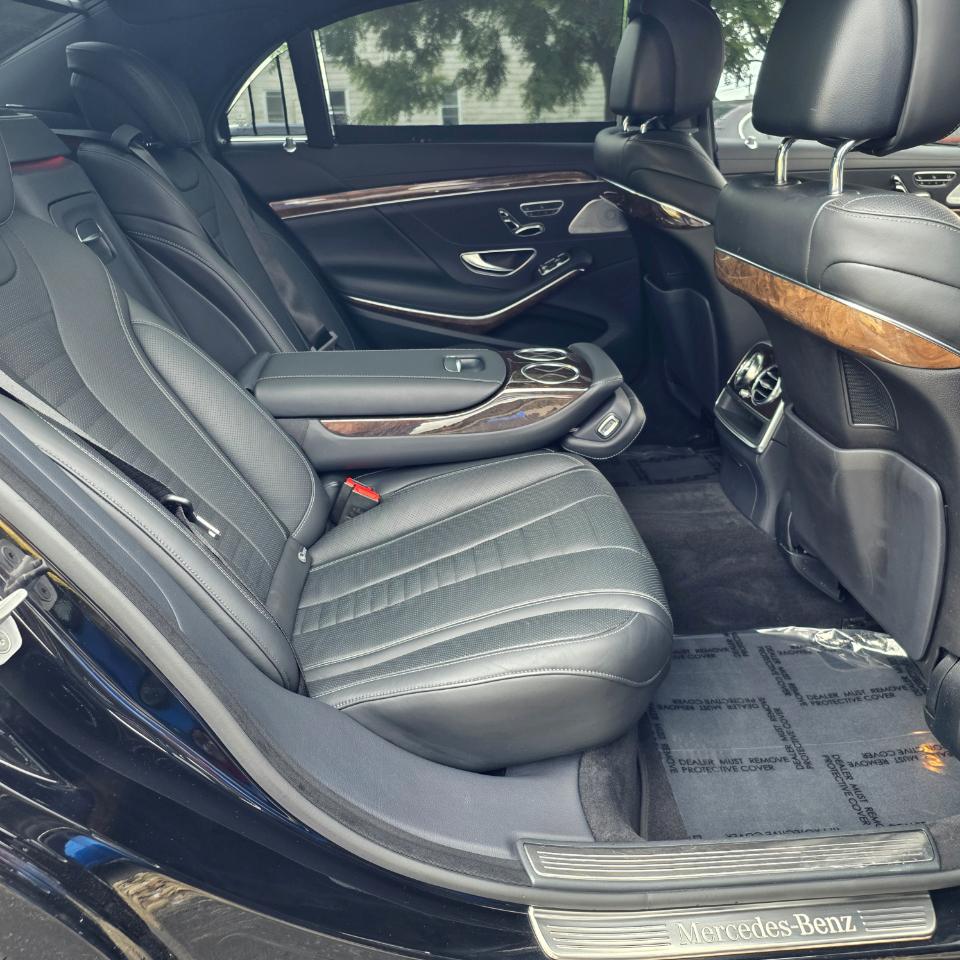 Mercedes-Benz S550  2015