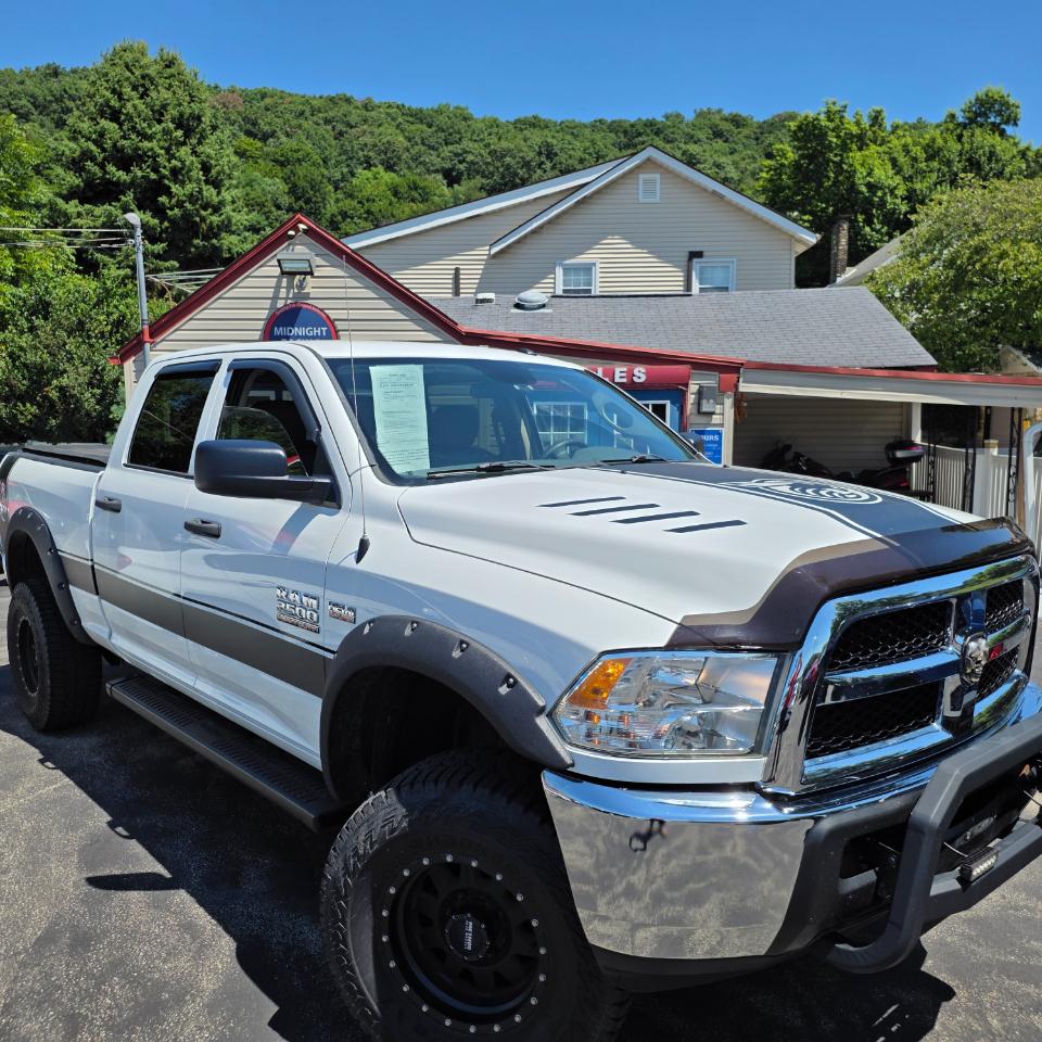 RAM 2500 Tradesman Crew Cab 4WD 2016