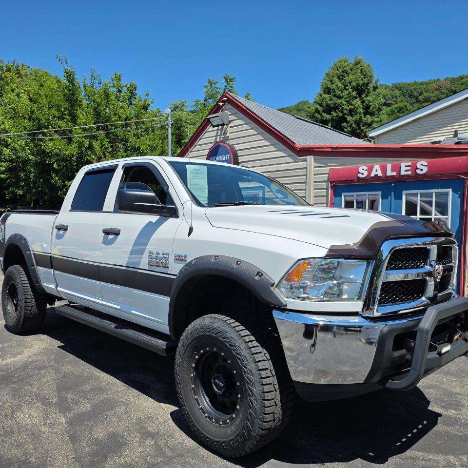 RAM 2500 Tradesman Crew Cab 4WD 2016