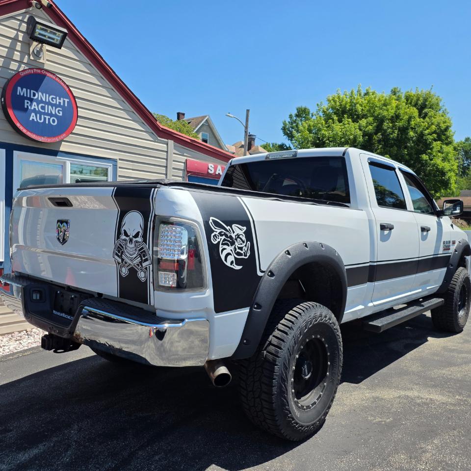 RAM 2500 Tradesman Crew Cab 4WD 2016