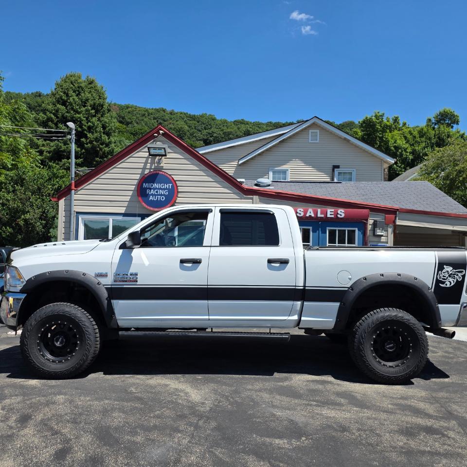 RAM 2500 Tradesman Crew Cab 4WD 2016