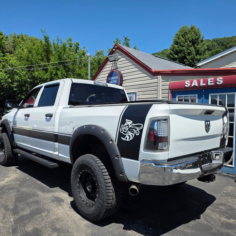 RAM 2500 Tradesman Crew Cab 4WD 2016