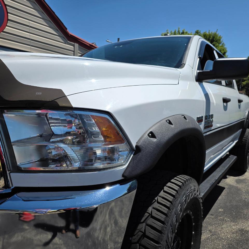 RAM 2500 Tradesman Crew Cab 4WD 2016
