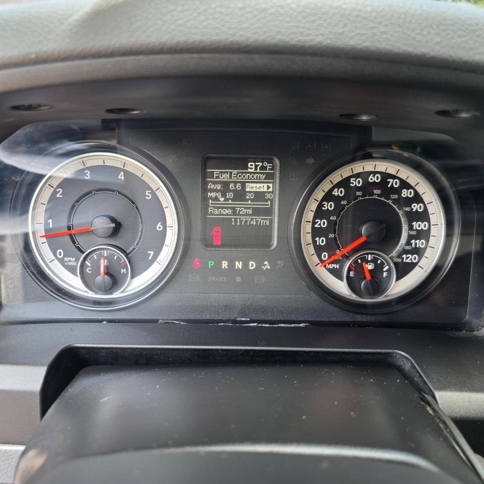 RAM 2500 Tradesman Crew Cab 4WD 2016