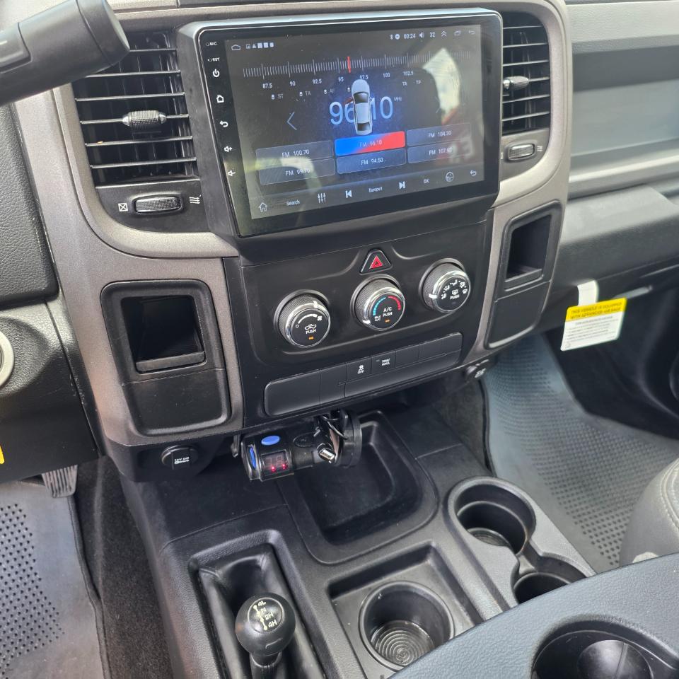 RAM 2500 Tradesman Crew Cab 4WD 2016