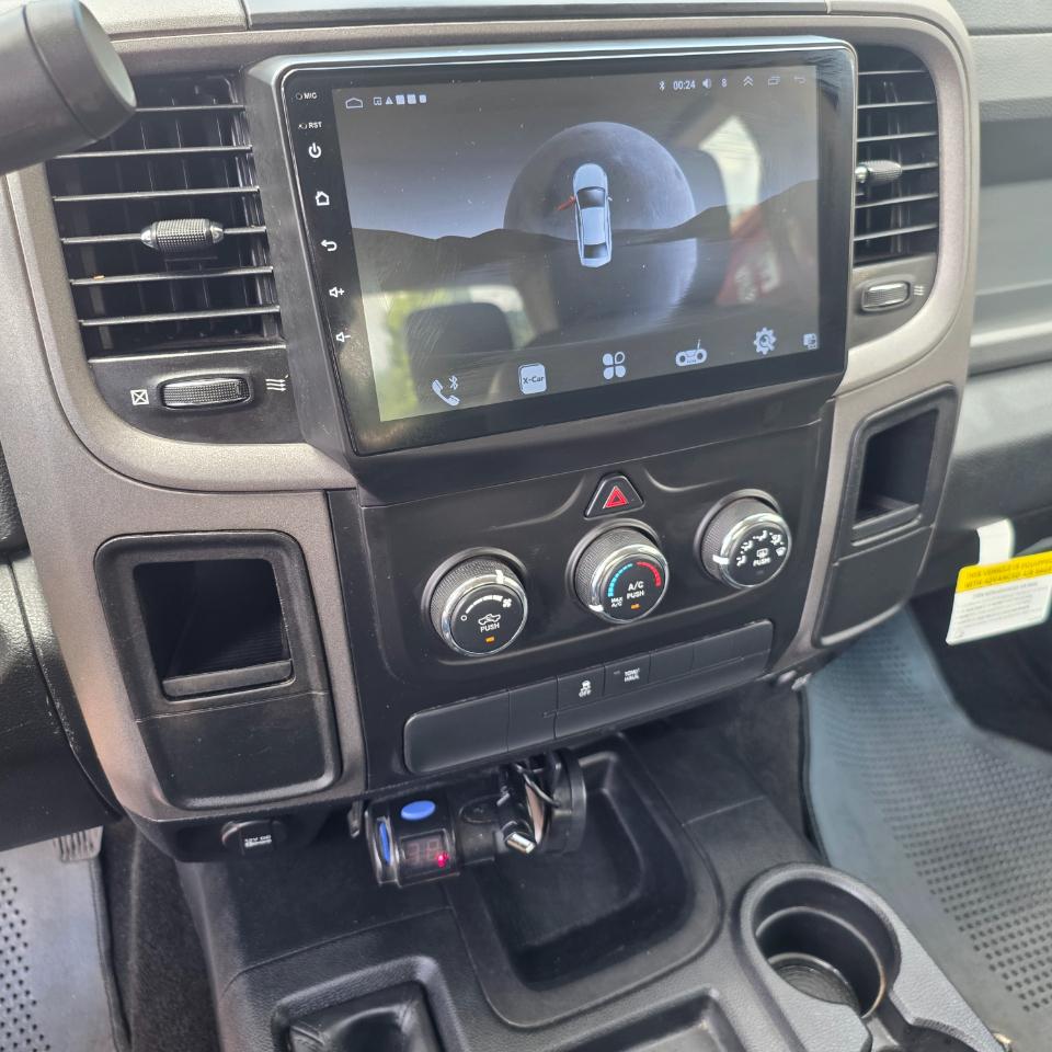 RAM 2500 Tradesman Crew Cab 4WD 2016