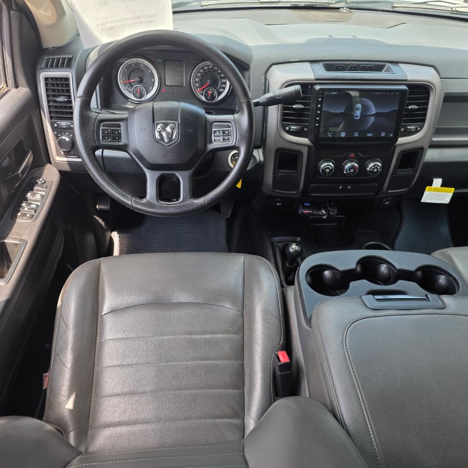 RAM 2500 Tradesman Crew Cab 4WD 2016