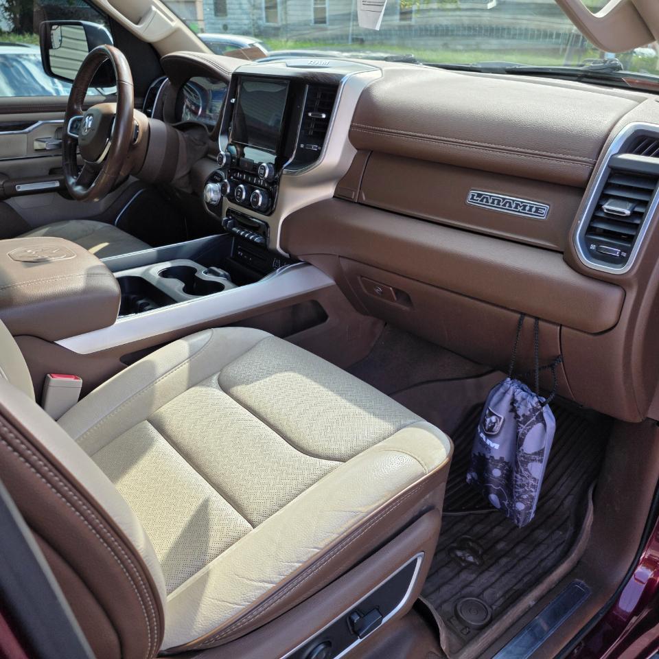 RAM 1500 Laramie Quad Cab 4WD 2019