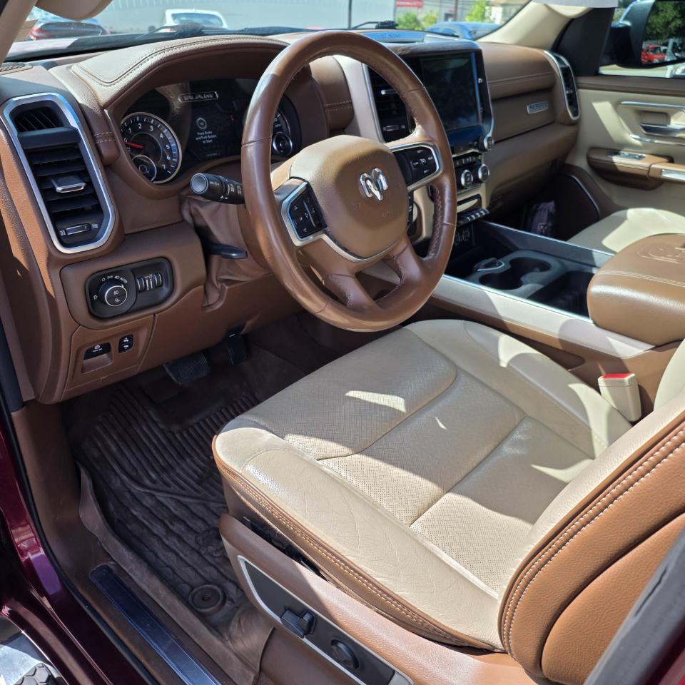 RAM 1500 Laramie Quad Cab 4WD 2019