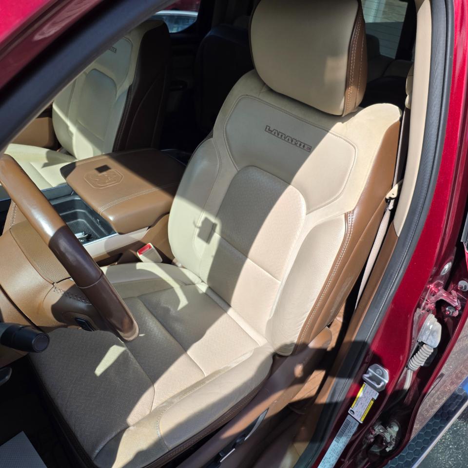 RAM 1500 Laramie Quad Cab 4WD 2019