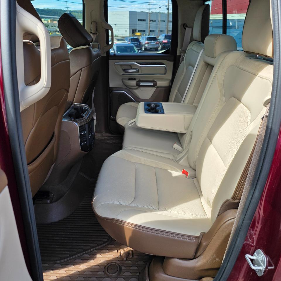 RAM 1500 Laramie Quad Cab 4WD 2019