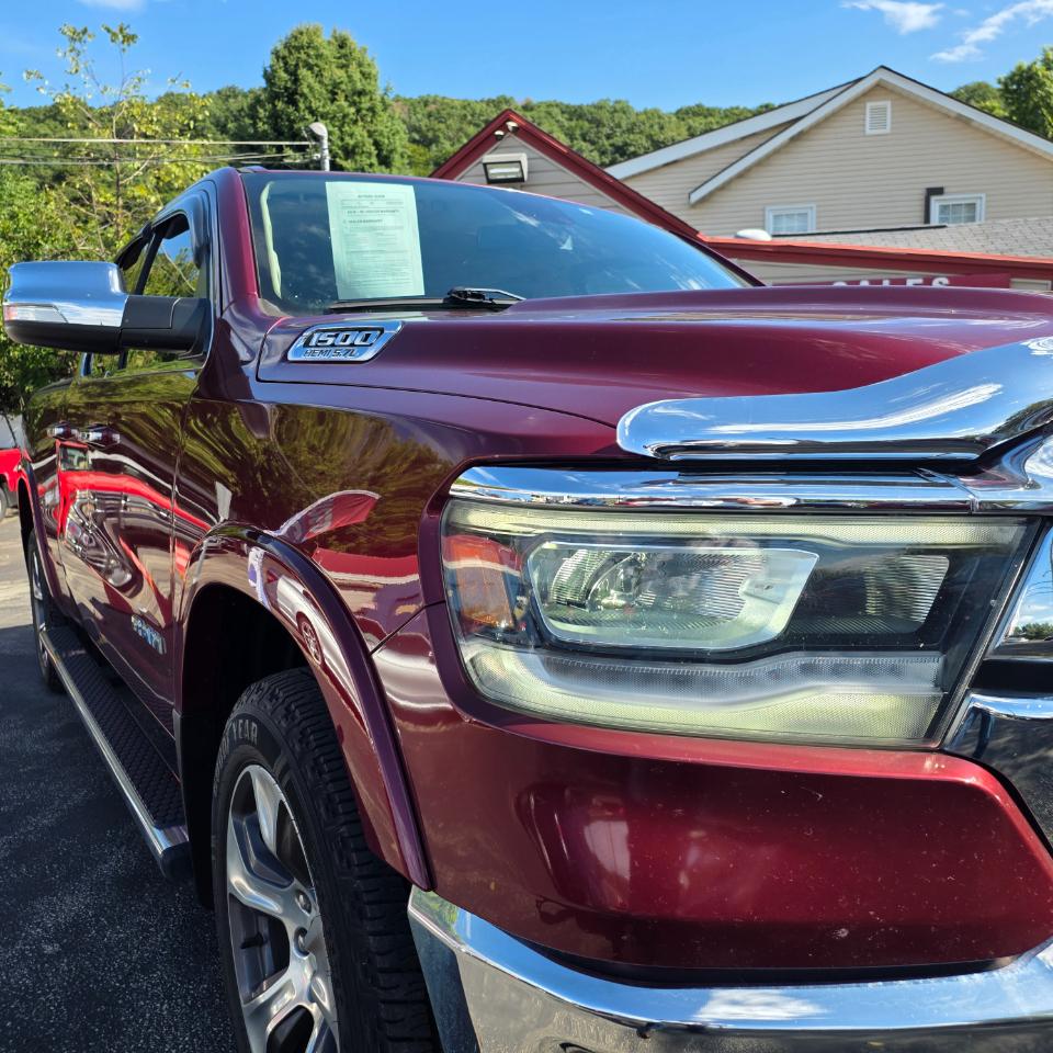 RAM 1500 Laramie Quad Cab 4WD 2019
