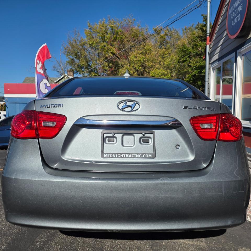 Hyundai Elantra SE 2010