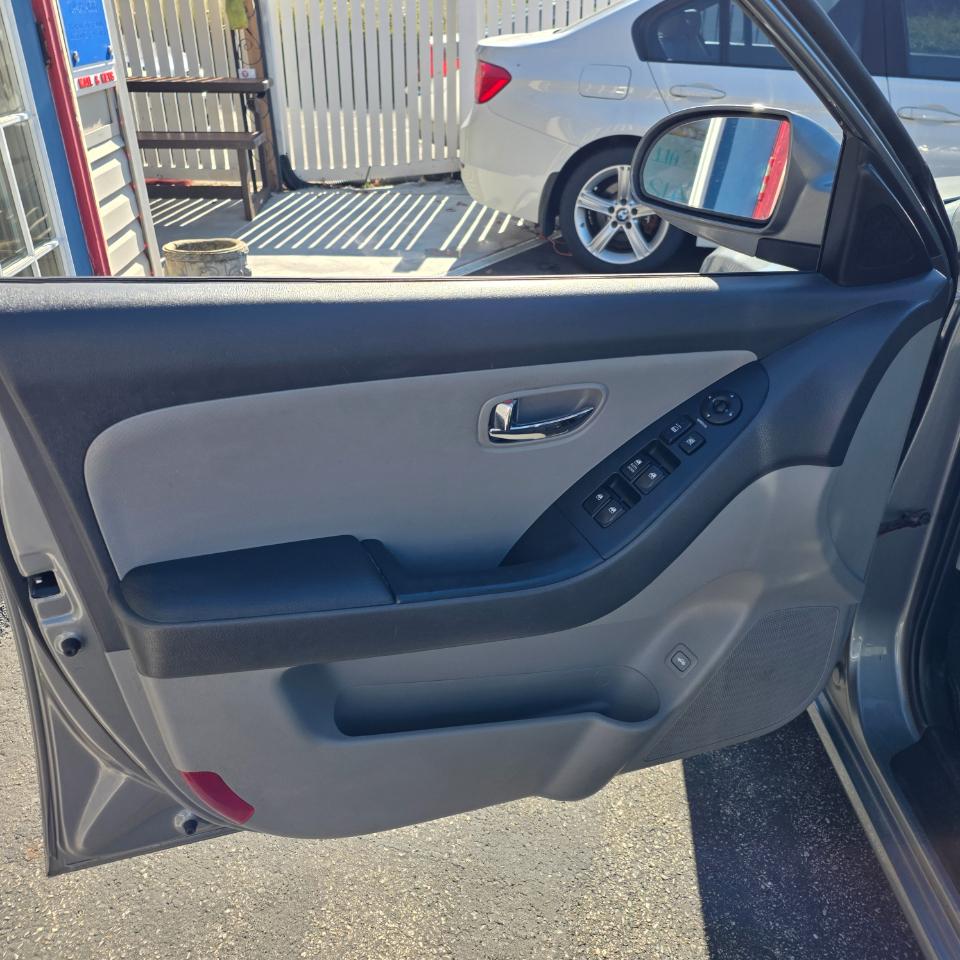 Hyundai Elantra SE 2010