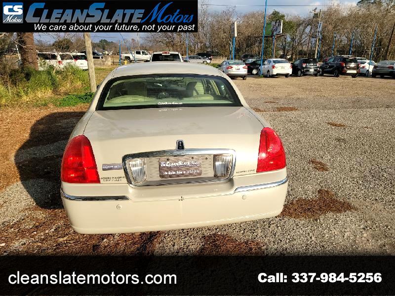 Lincoln Town Car Ultimate 2004