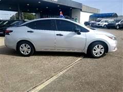 2021 Nissan Versa  2021 Nissan Versa