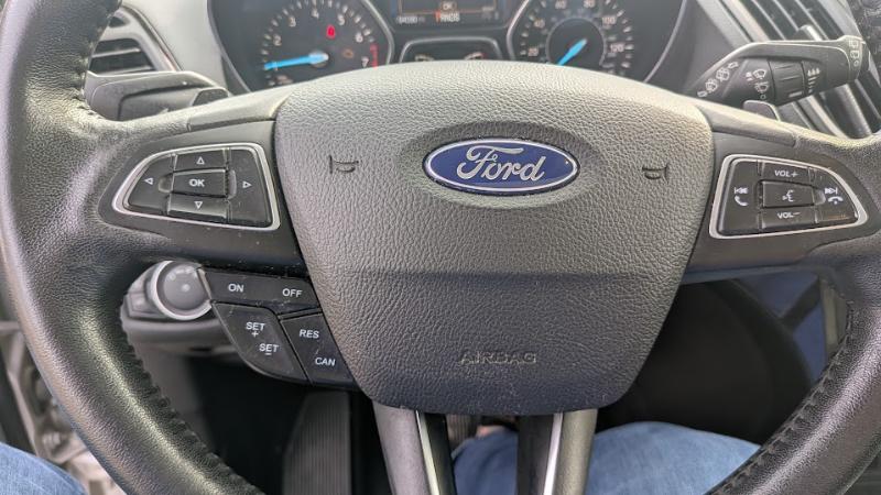 Ford Escape Titanium FWD 2017