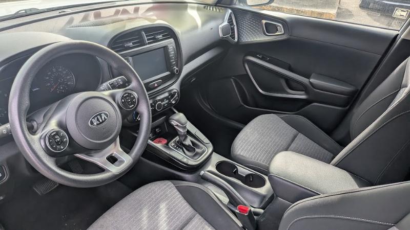 Kia Soul LX CVT 2021