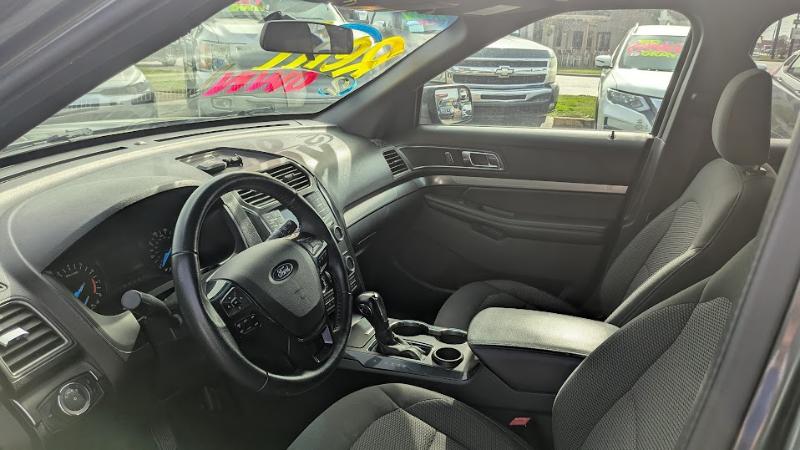 Ford Explorer XLT FWD 2019