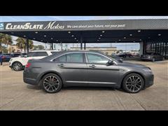 2018 Ford Taurus 