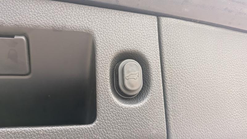 Chevrolet Suburban LT 2WD 2018