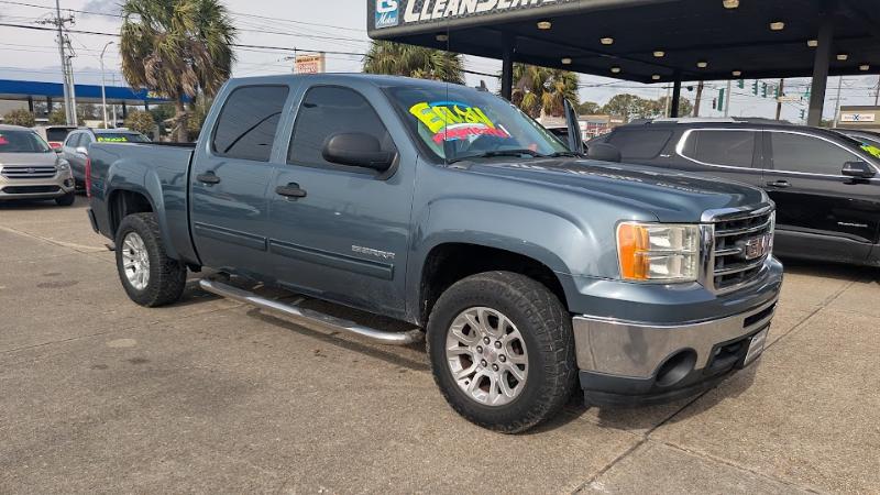 GMC Sierra 1500 SL Crew Cab 2WD 2013