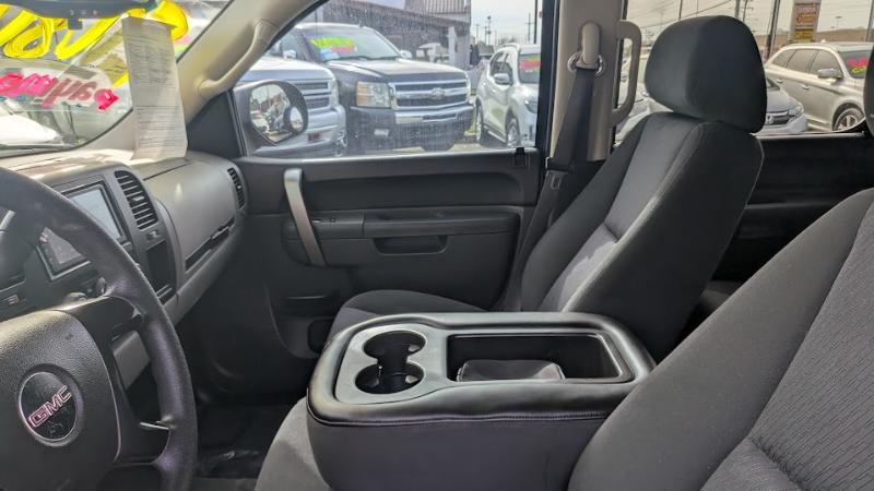 GMC Sierra 1500 SL Crew Cab 2WD 2013