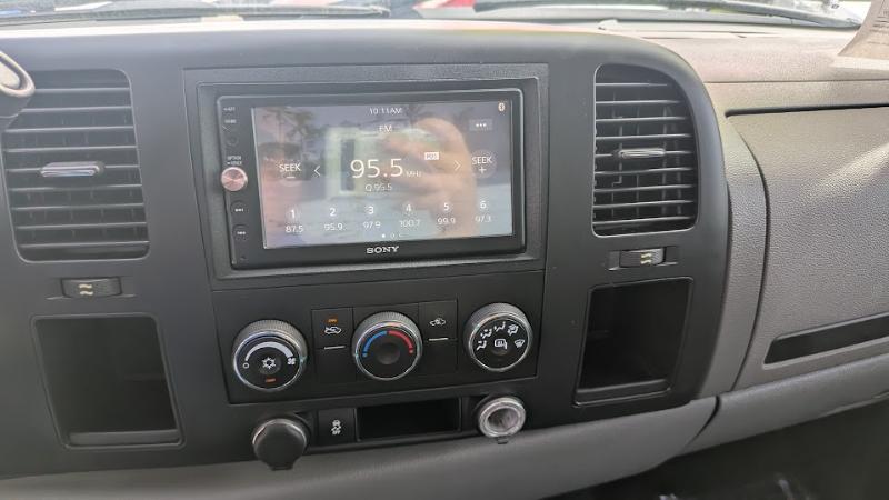 GMC Sierra 1500 SL Crew Cab 2WD 2013