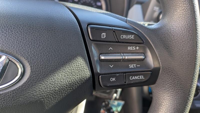 Hyundai Kona SE 2021