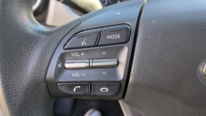 Hyundai Kona SE 2021