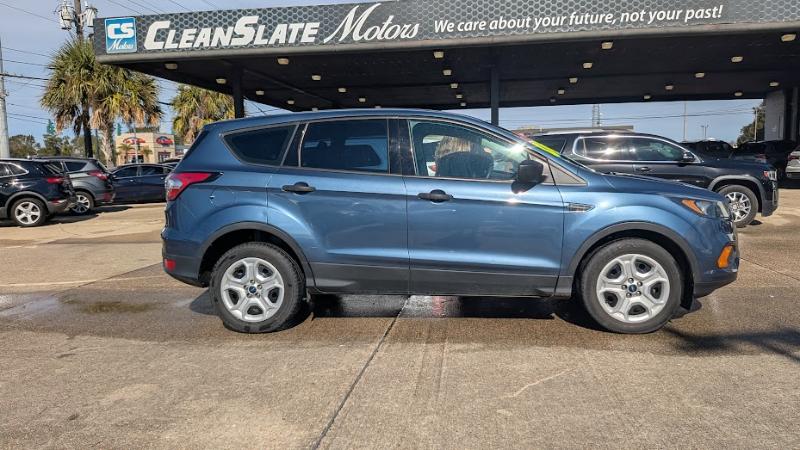 Ford Escape S FWD 2018