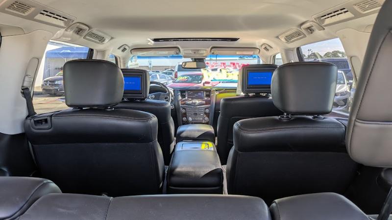 Nissan Armada Platinum 2WD 2017