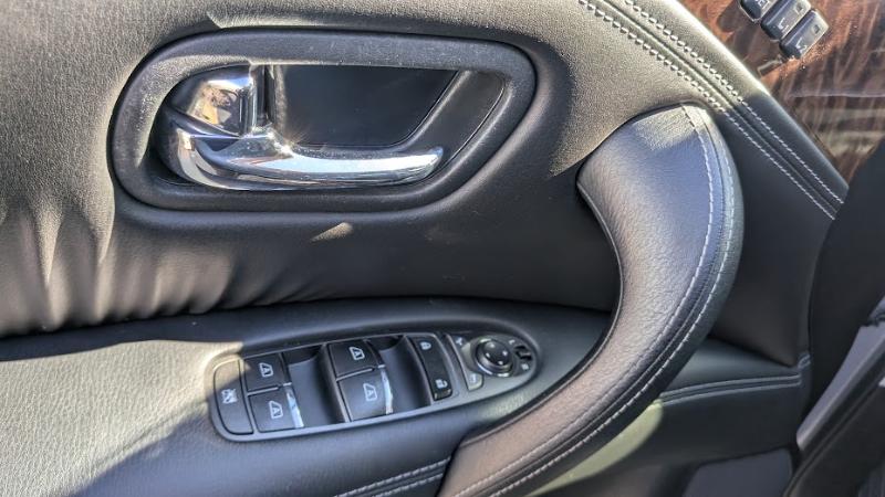 Nissan Armada Platinum 2WD 2017