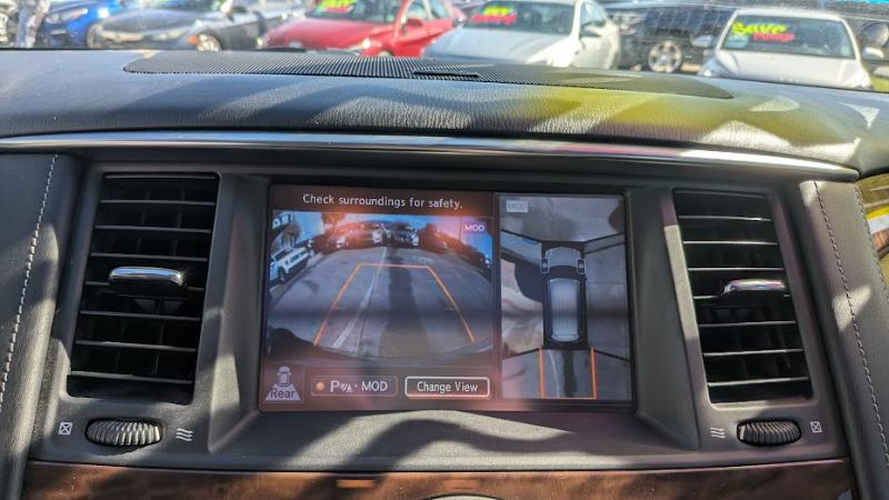 Nissan Armada Platinum 2WD 2017