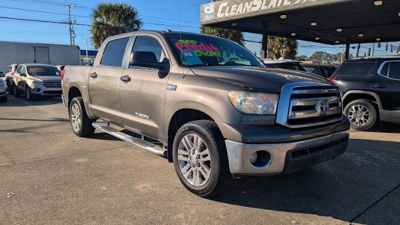 Toyota Tundra Tundra-Grade CrewMax 5.7L 2WD 2013