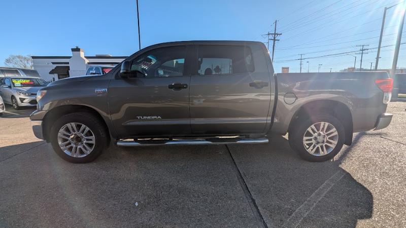 Toyota Tundra Tundra-Grade CrewMax 5.7L 2WD 2013
