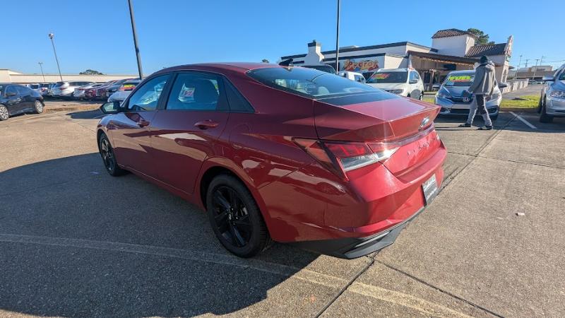 Hyundai Elantra SEL 2023