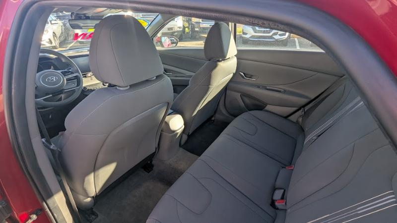 Hyundai Elantra SEL 2023