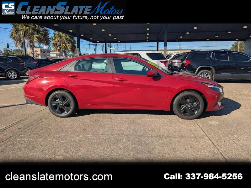 Hyundai Elantra SEL 2023