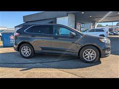 2021 Ford Edge 