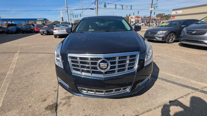 Cadillac XTS Premium 2013