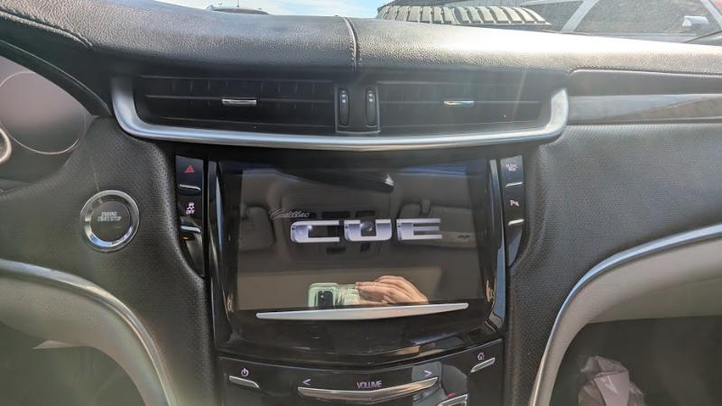 Cadillac XTS Premium 2013