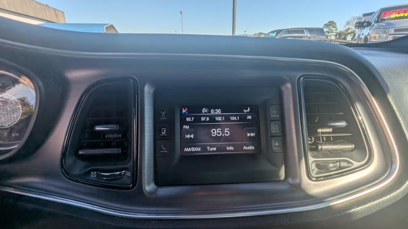 Dodge Challenger SXT 2015